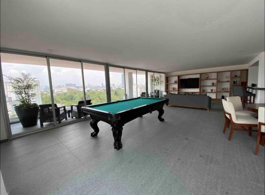 Departamento En Condesa Con Alberca Y Gimnasio Mexico City